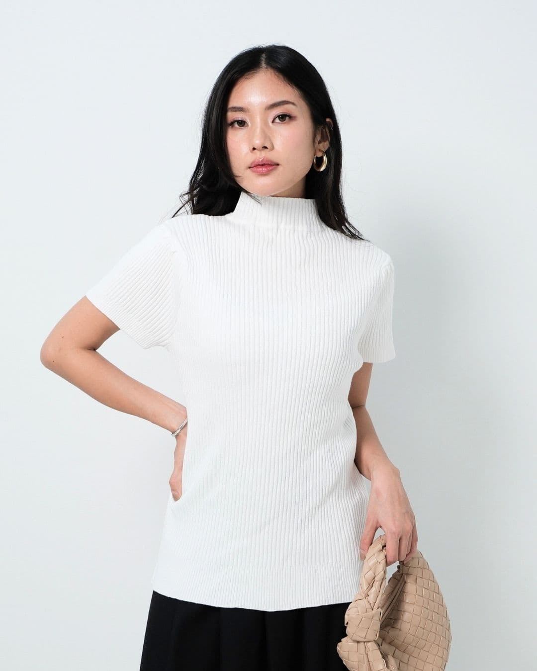 Velia Short Sleeve High Neck Lantern Top