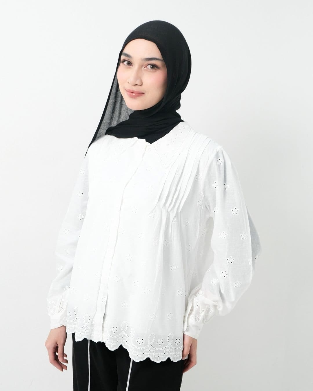 Krisa Cotton Lace Collar Shirt