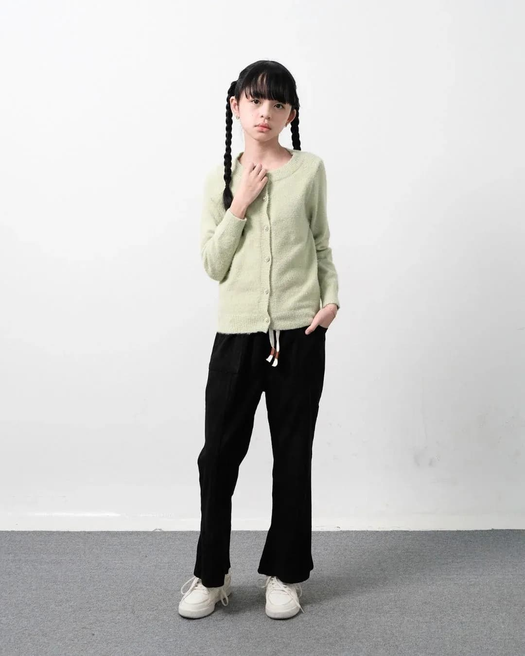 Ichika Fuzzy Knit Cardigan