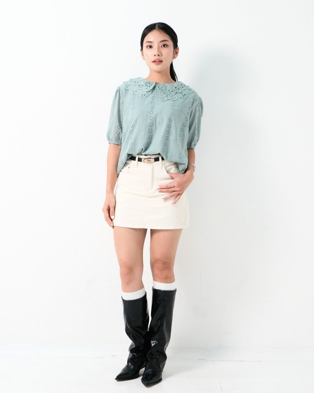 Mariana Short Sleeve Cotton Lace Collar Top