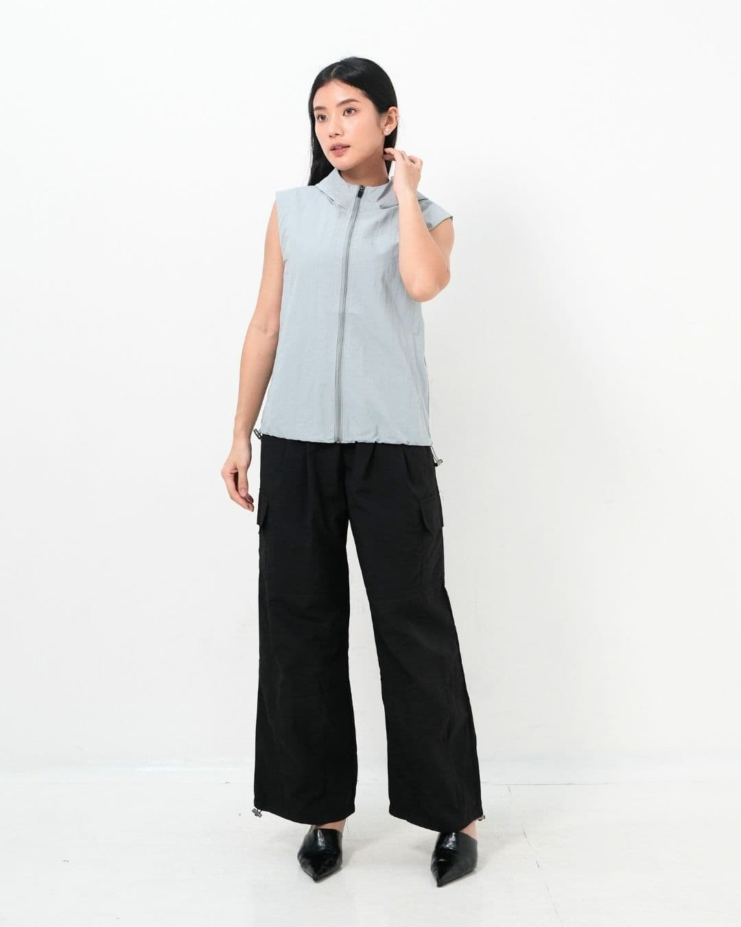 Navela Taslan Active Hoodie Vest