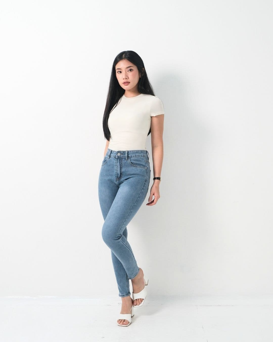 Vasyara Skinny Denim Pants