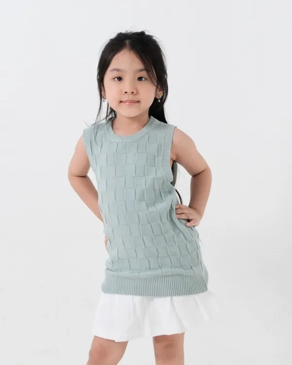 Narlane Sleveless Top