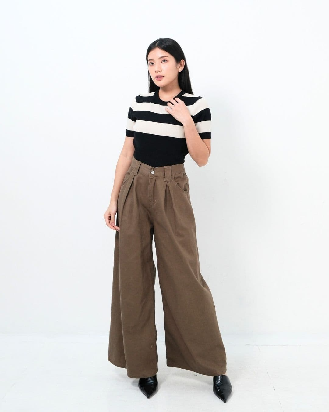 Jasevtta Short Sleeve Knit Top Crop